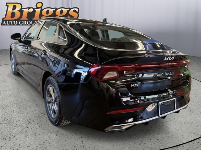 2023 Kia K5 LXS 2023 Kia K5 LXS