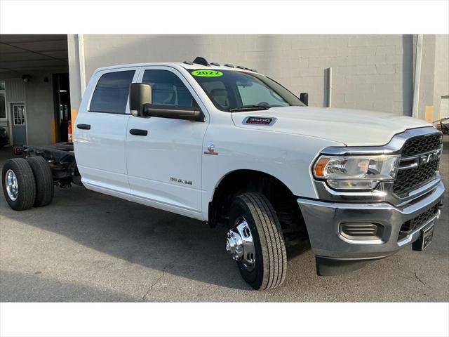 2022 RAM 3500 Chassis Tradesman/SLT/Laramie/Limited