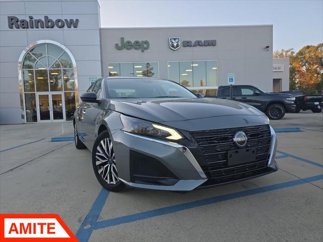 2024 Nissan Altima SV FWD