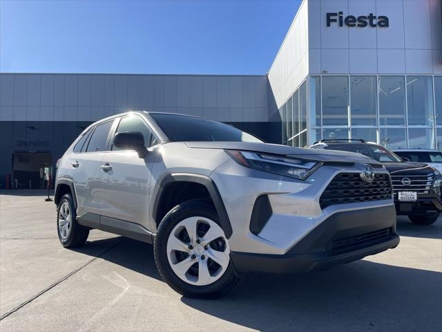 2025 Toyota RAV4 LE 2025 Toyota RAV4 LE
