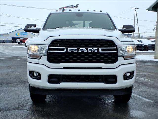 2022 RAM 2500 Big Horn Crew Cab 4x4 64 Box