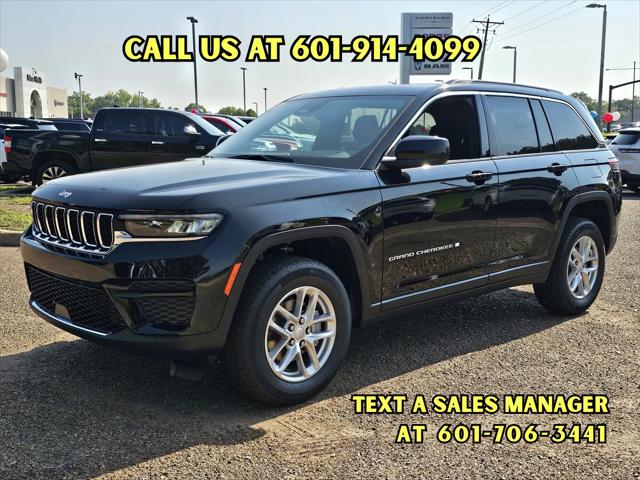 2025 Jeep Grand Cherokee Laredo X 4x4