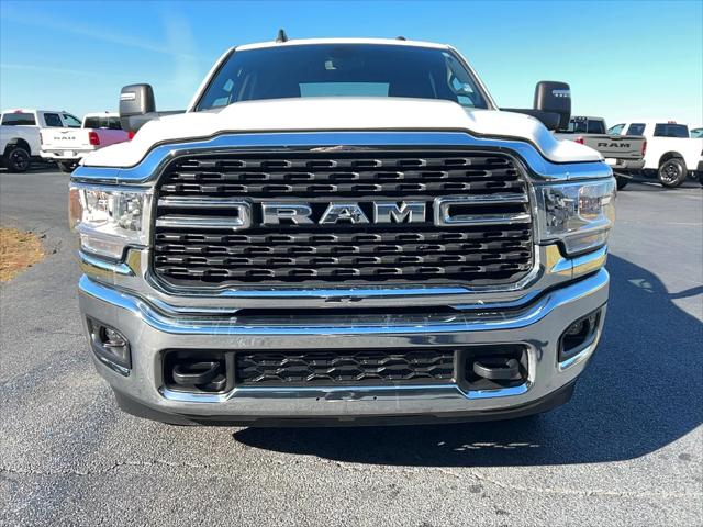 2024 RAM 2500 Big Horn Crew Cab 4x4 64 Box 2024 RAM 2500 Big Horn Crew Cab 4x4 64 Box