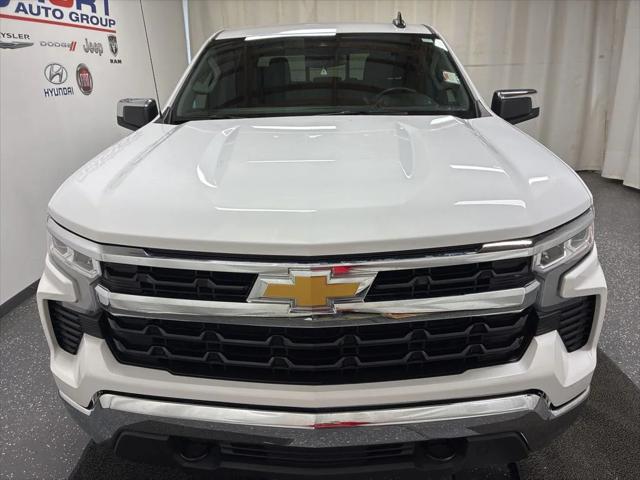 2023 Chevrolet Silverado 1500 4WD Crew Cab Standard Bed LT