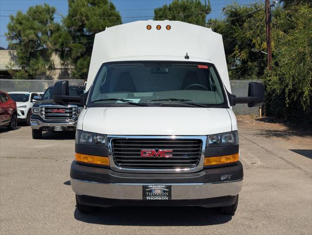 2025 GMC Savana Cutaway Work Van