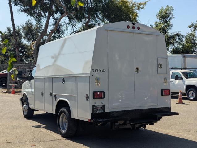 2025 GMC Savana Cutaway Work Van
