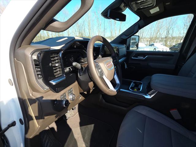 2026 GMC Sierra 3500HD Crew Cab, Long Bed, SLT Dual Rear Wheel, 4WD