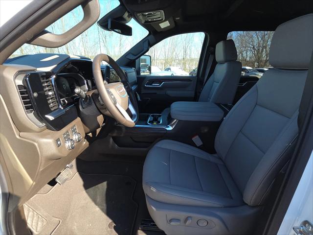 2026 GMC Sierra 3500HD Crew Cab, Long Bed, SLT Dual Rear Wheel, 4WD