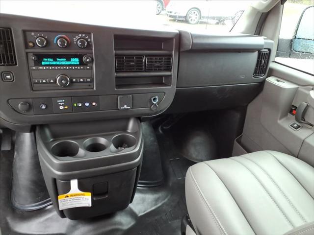 2025 GMC Savana Cargo RWD 2500 Regular Wheelbase Work Van