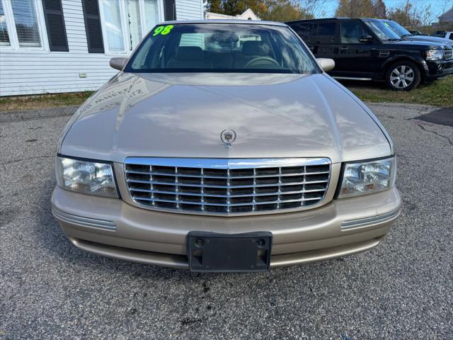1998 Cadillac DeVille Standard