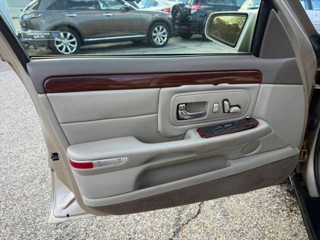 1998 Cadillac DeVille Standard