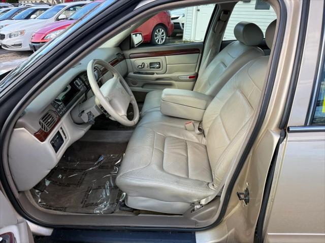 1998 Cadillac DeVille Standard