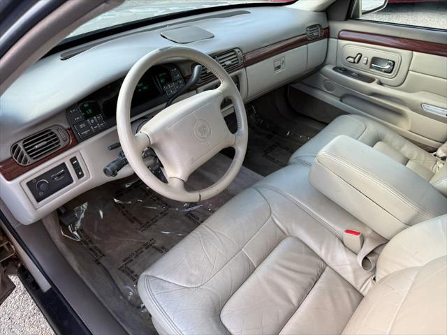 1998 Cadillac DeVille Standard