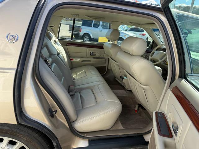 1998 Cadillac DeVille Standard