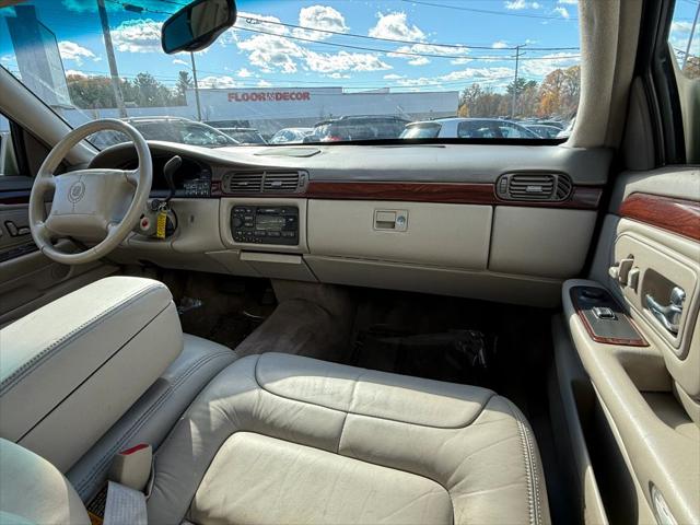 1998 Cadillac DeVille Standard