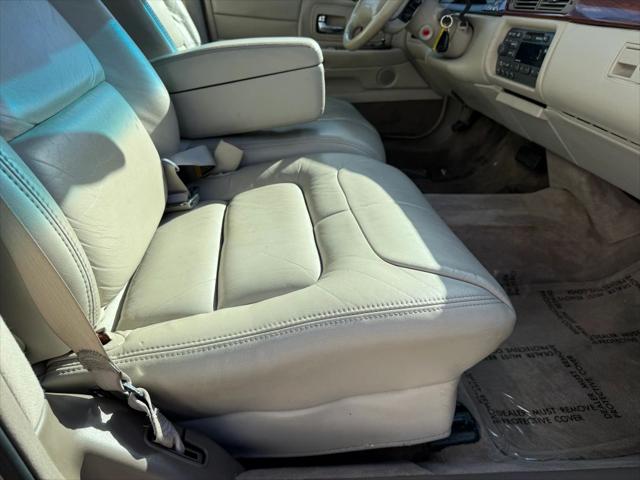 1998 Cadillac DeVille Standard