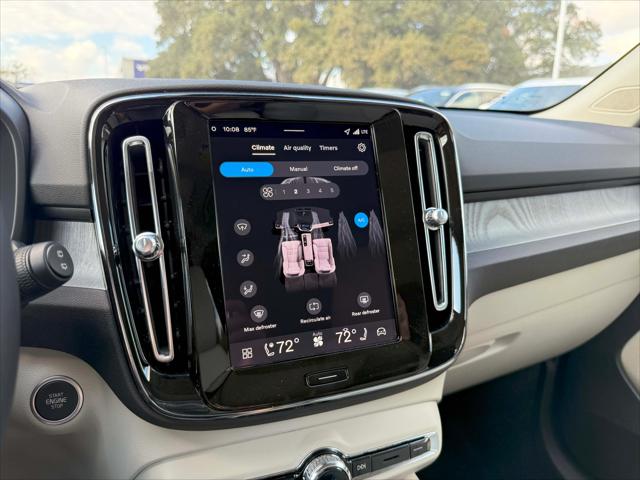 2026 Volvo XC40 Plus, B5 AWD Gas (mild hybrid), Dark