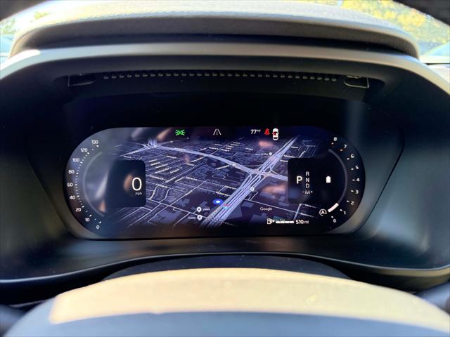 2026 Volvo XC40 Plus, B5 AWD Gas (mild hybrid), Dark