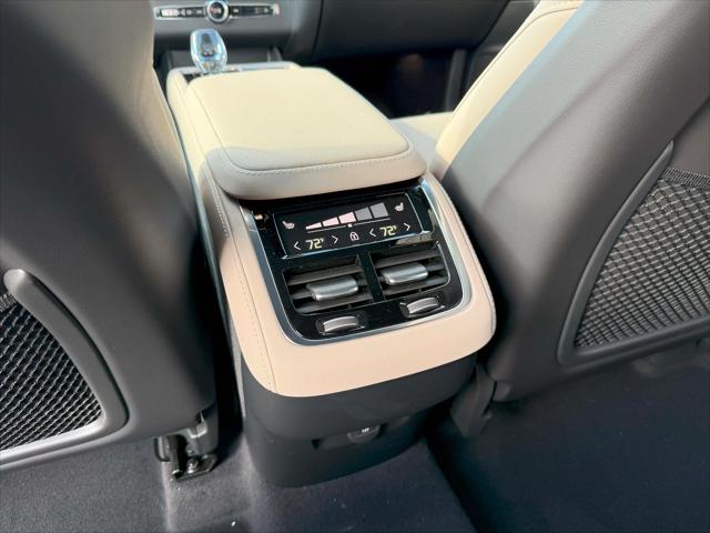 2026 Volvo XC90 Plus, B6 AWD Gas (mild hybrid), Gasoline, Bright, 7 Seats