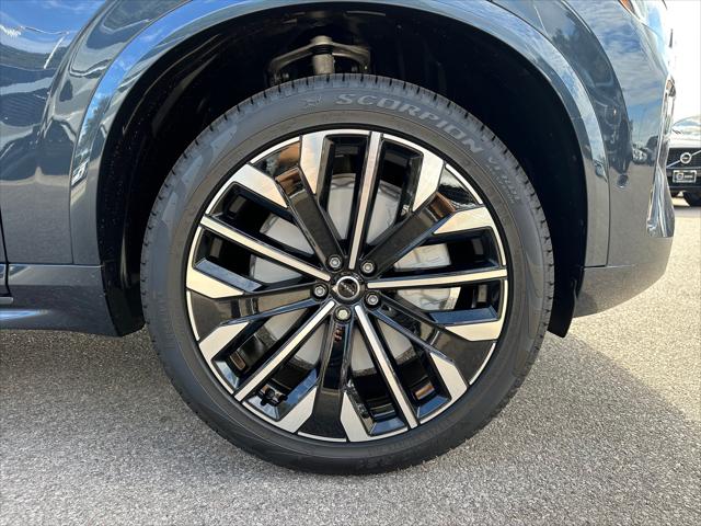 2026 Volvo XC90 Plus, B6 AWD Gas (mild hybrid), Gasoline, Bright, 7 Seats