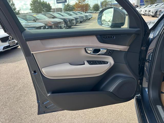 2026 Volvo XC90 Plus, B6 AWD Gas (mild hybrid), Gasoline, Bright, 7 Seats