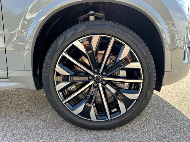 2026 Volvo XC90 B6 Ultra 7-Seater