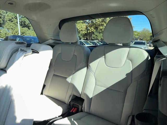 2026 Volvo XC90 Ultra, B6 AWD Gas (mild hybrid), Gasoline, Bright, 7 Seats