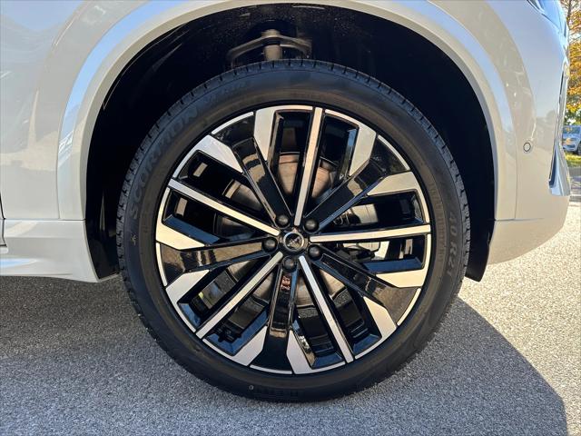 2026 Volvo XC90 Plus, B6 AWD Gas (mild hybrid), Gasoline, Bright, 7 Seats