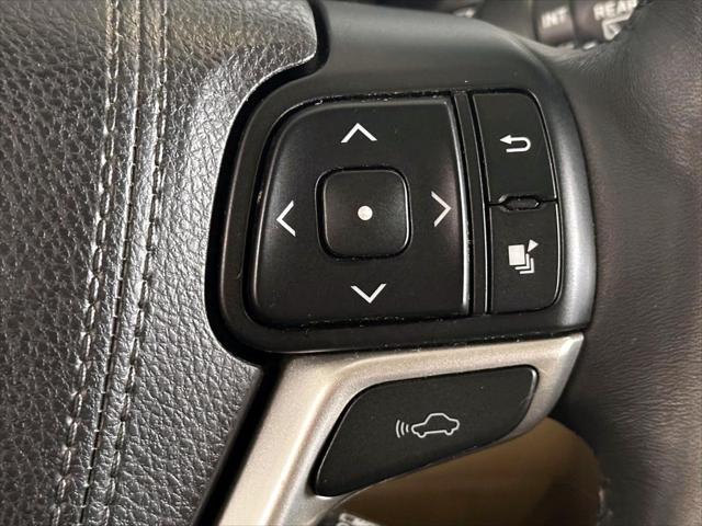 2016 Toyota Highlander Limited V6 [24]