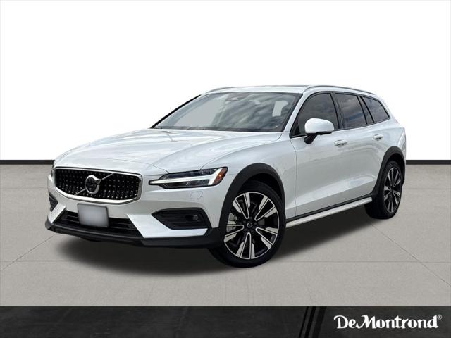 2026 Volvo V60 Cross Country Ultra, B5 AWD Gas mild hybrid for sale in Houston, TX