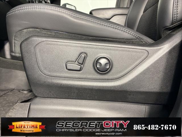 2023 Ram 1500 Big Horn Crew Cab 4x4 57 Box