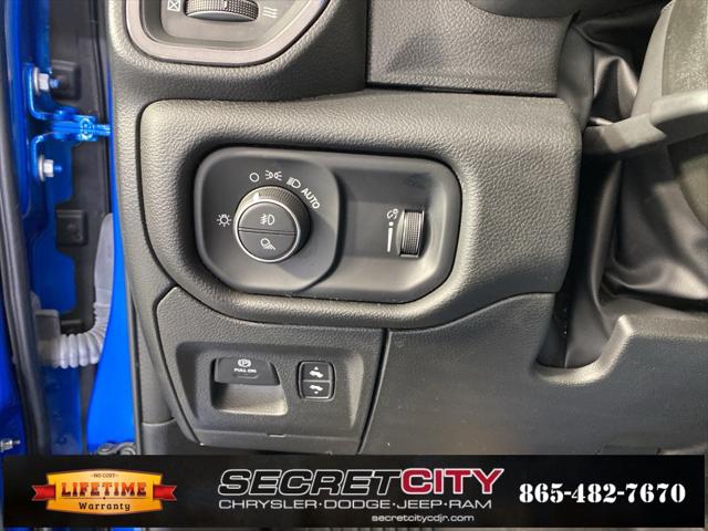 2023 Ram 1500 Big Horn Crew Cab 4x4 57 Box