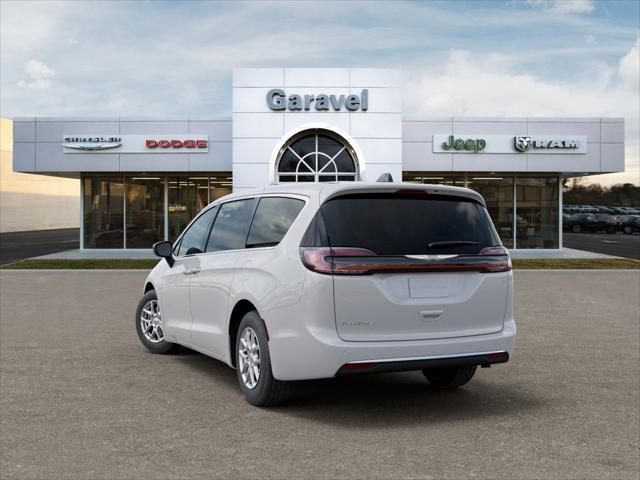 2025 Chrysler Pacifica PACIFICA SELECT