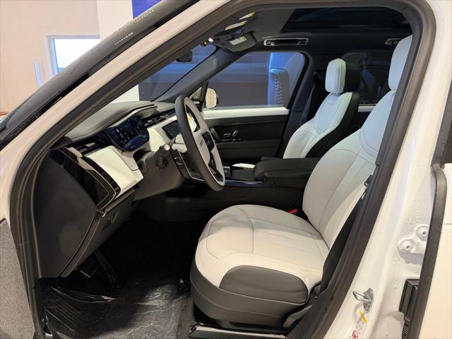 2025 Land Rover Range Rover Sport P460 Dynamic SE