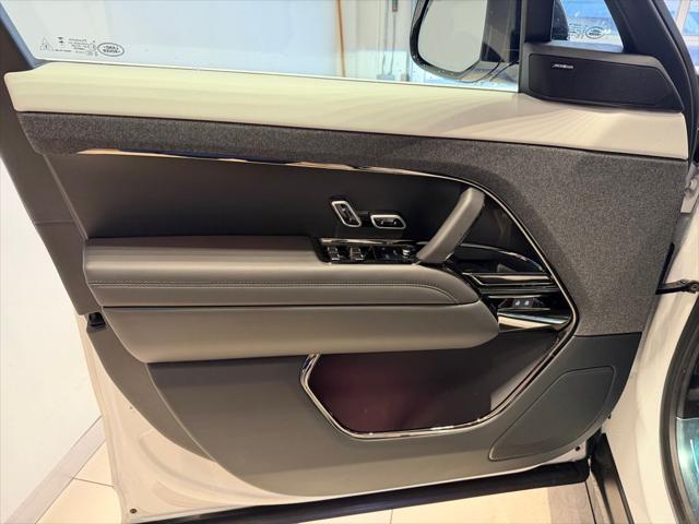 2025 Land Rover Range Rover Sport P460 Dynamic SE