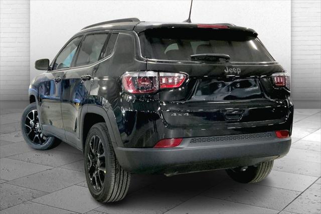 2025 Jeep Compass Latitude 4x4 2025 Jeep Compass Latitude 4x4