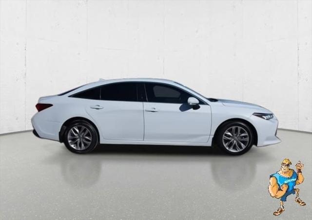 2022 Toyota Avalon XLE Hybrid 2022 Toyota Avalon XLE Hybrid