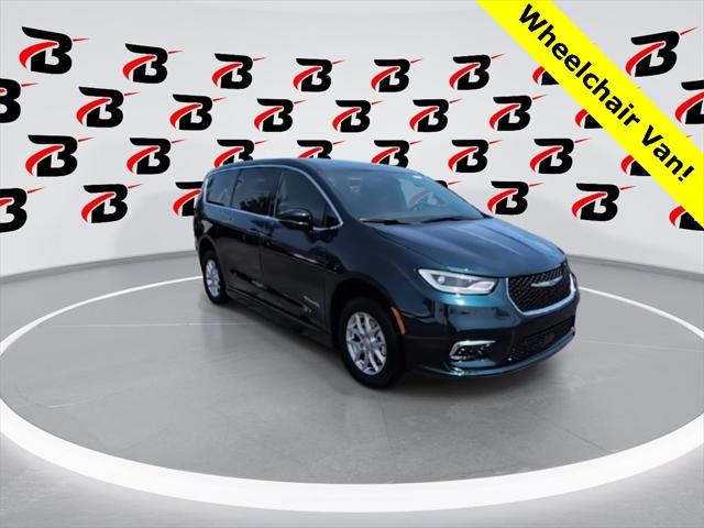 2025 Chrysler Pacifica Select 2025 Chrysler Pacifica Select