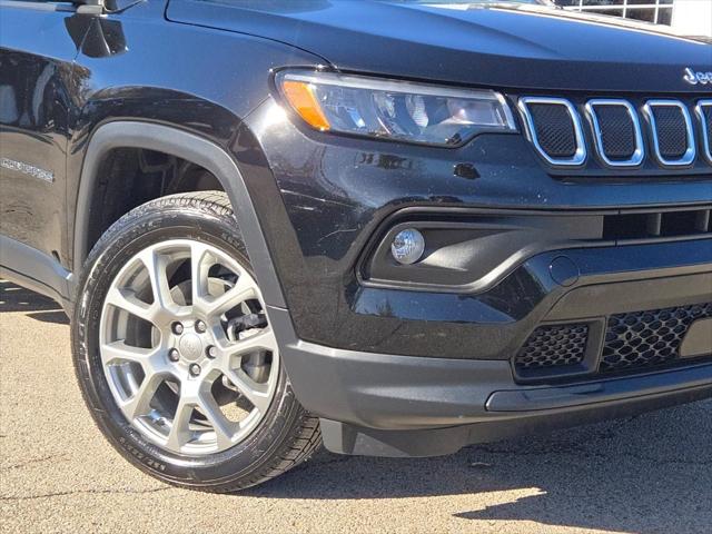 2022 Jeep Compass Latitude Lux 4x4 2022 Jeep Compass Latitude Lux 4x4