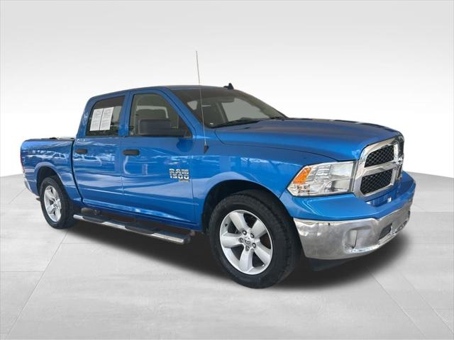 2020 RAM 1500 Classic Tradesman Crew Cab 4x2 57 Box 2020 RAM 1500 Classic Tradesman Crew Cab 4x2 57 Box
