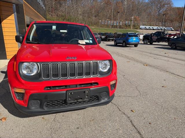 2023 Jeep Renegade Latitude 4x4 2023 Jeep Renegade Latitude 4x4