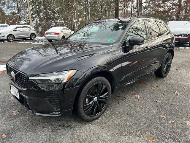 2024 Volvo XC60 B5 Plus Dark Theme
