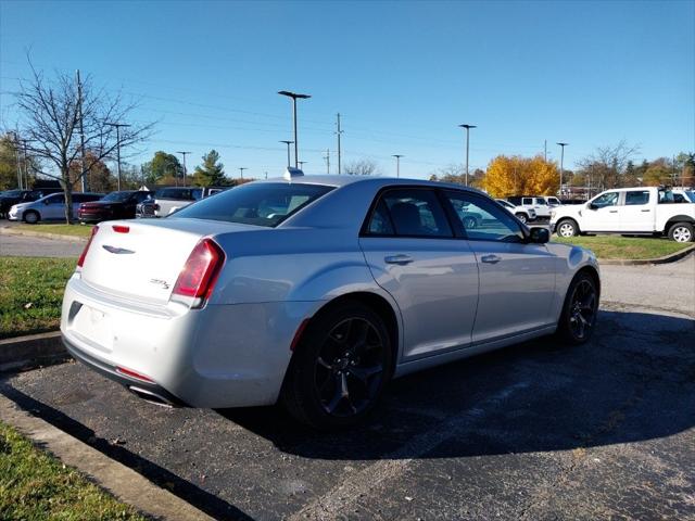 2023 Chrysler 300 300S 2023 Chrysler 300 300S