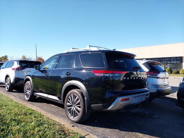 2023 Nissan Pathfinder SL 4WD 2023 Nissan Pathfinder SL 4WD