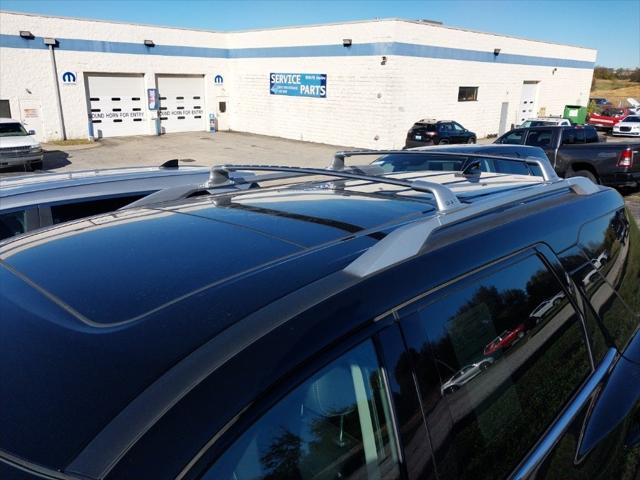 2023 Nissan Pathfinder SL 4WD 2023 Nissan Pathfinder SL 4WD