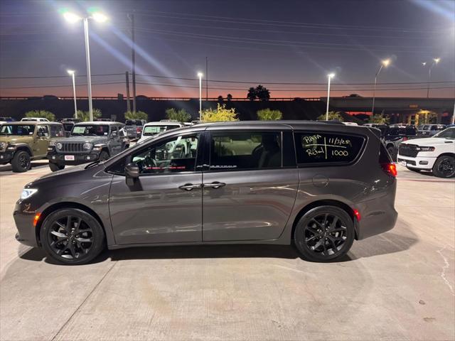 2021 Chrysler Pacifica Touring 2021 Chrysler Pacifica Touring