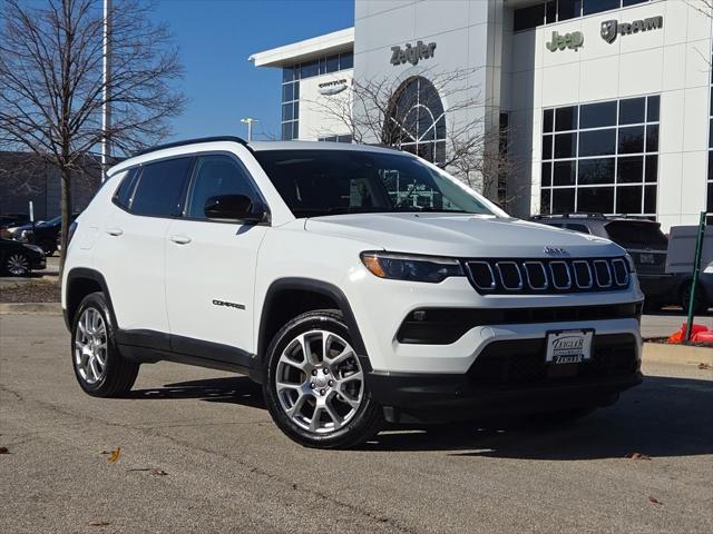2022 Jeep Compass Latitude Lux 4x4 2022 Jeep Compass Latitude Lux 4x4