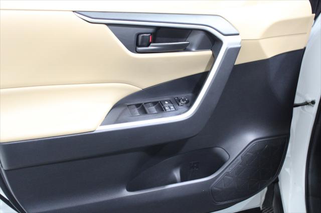 2023 Toyota RAV4 Hybrid LE