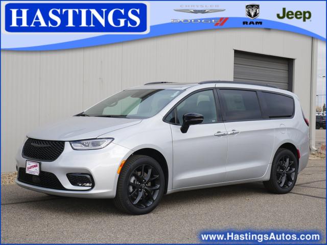 2026 Chrysler Pacifica PACIFICA LIMITED AWD