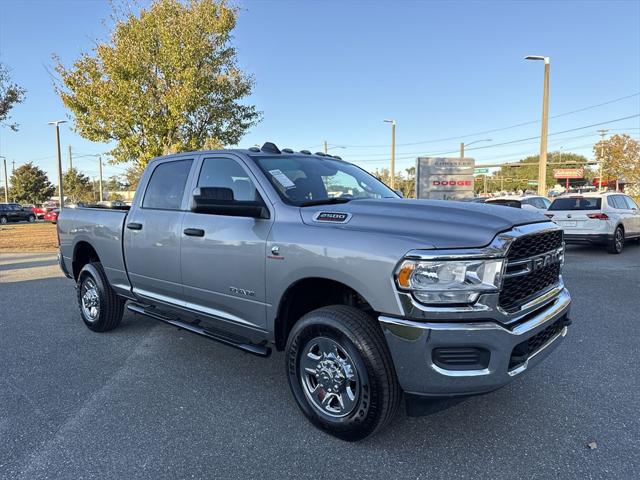 2022 RAM 2500 Tradesman Crew Cab 4x4 64 Box 2022 RAM 2500 Tradesman Crew Cab 4x4 64 Box